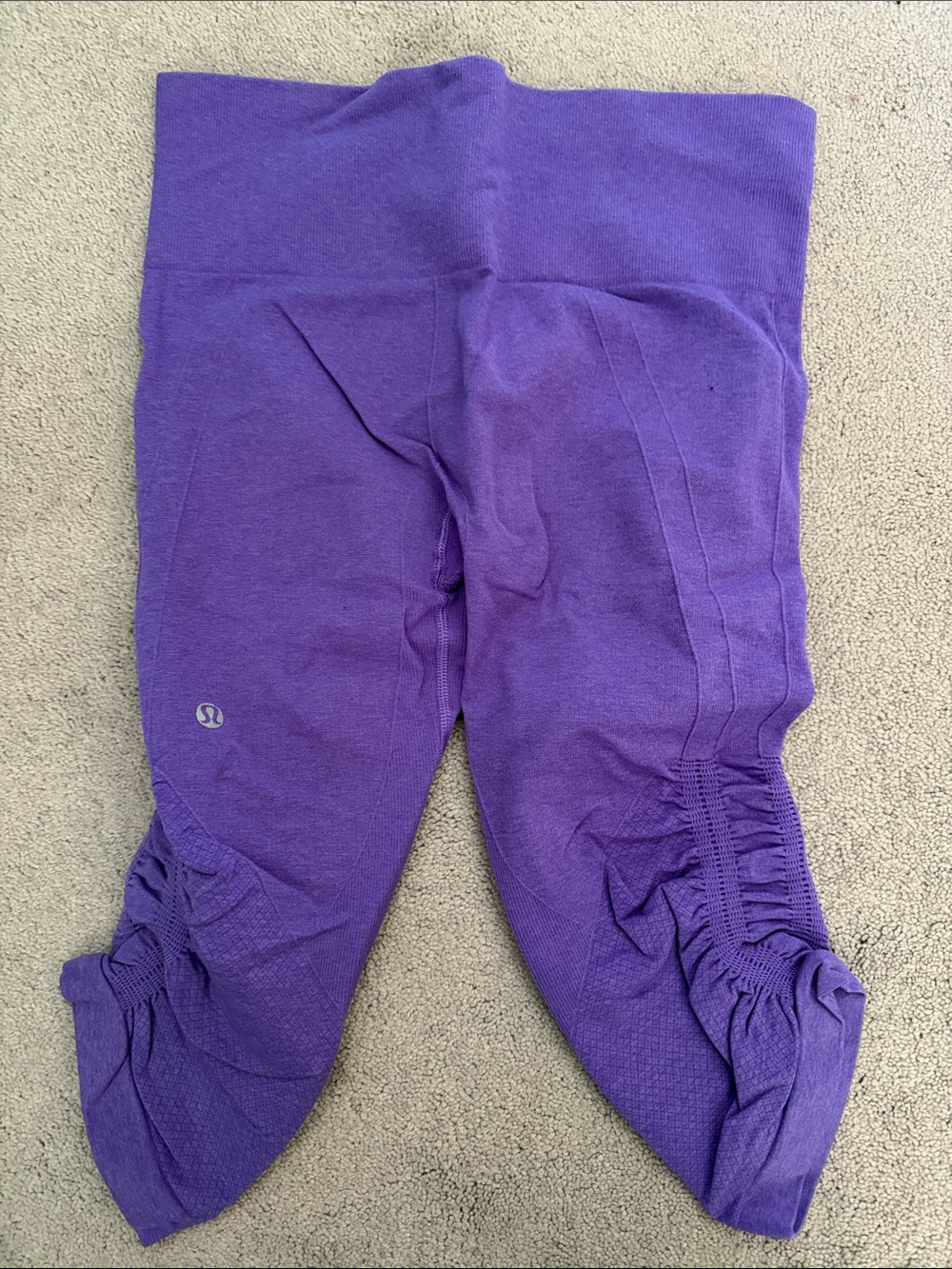 lululemon womens Violet Athletic Crop Leggings